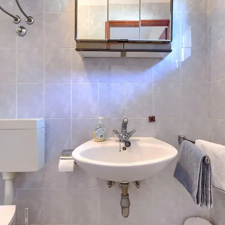 Apartment Perkovic By Interhome