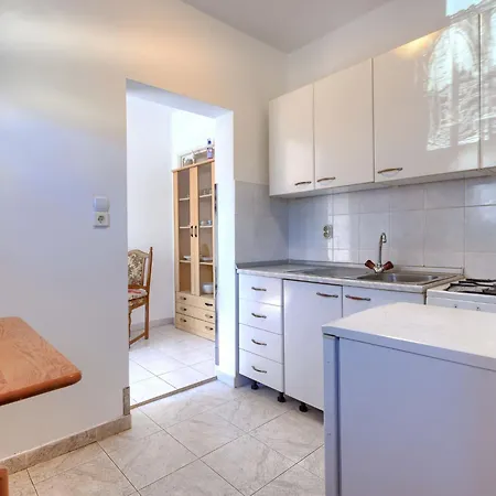 Apartment Perkovic By Interhome