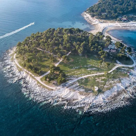 Perkovic-1 By Interhome Medulin