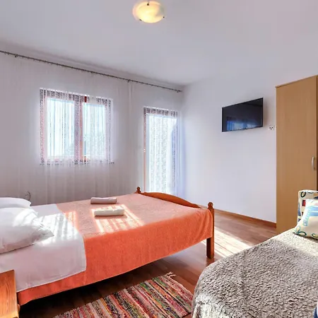 Perkovic-1 By Interhome Apartman